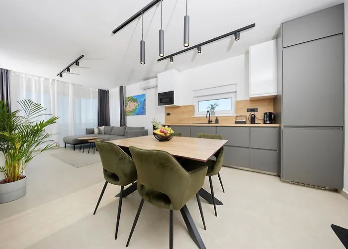 Urban Apartment Ražanj